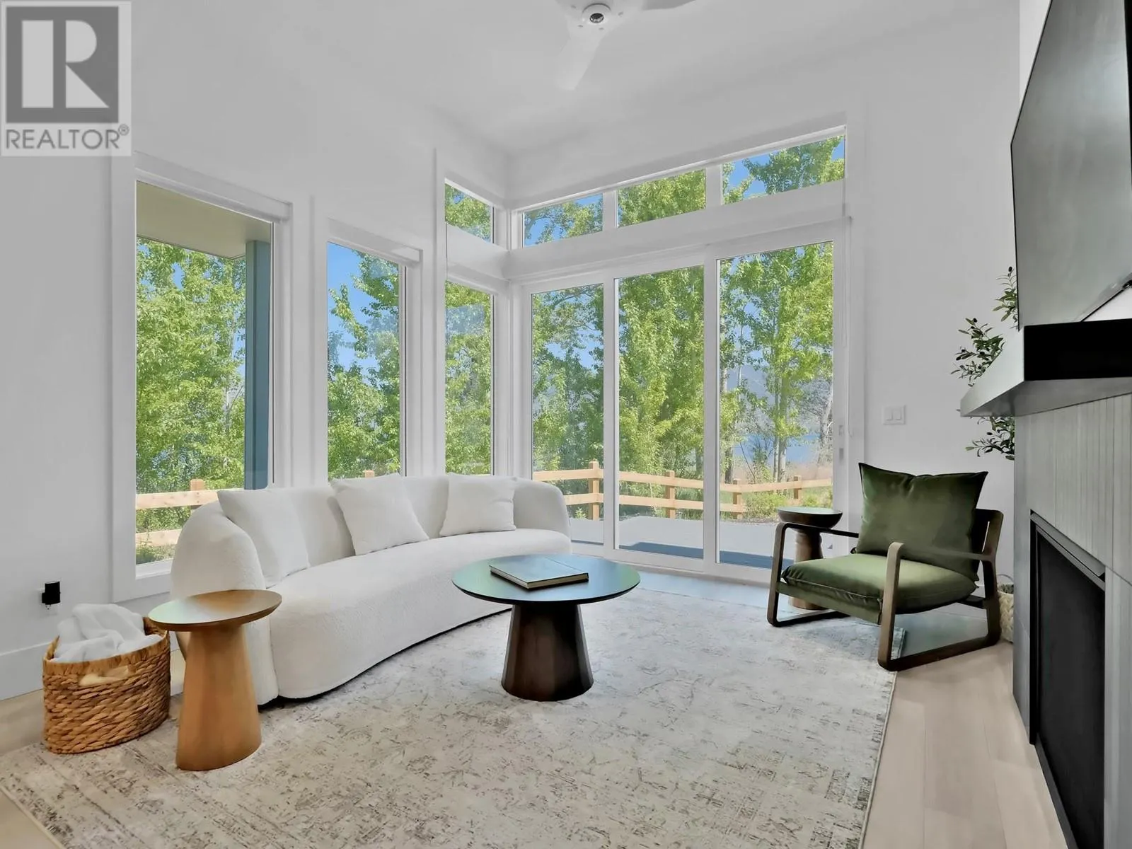 3350 Landry Crescent