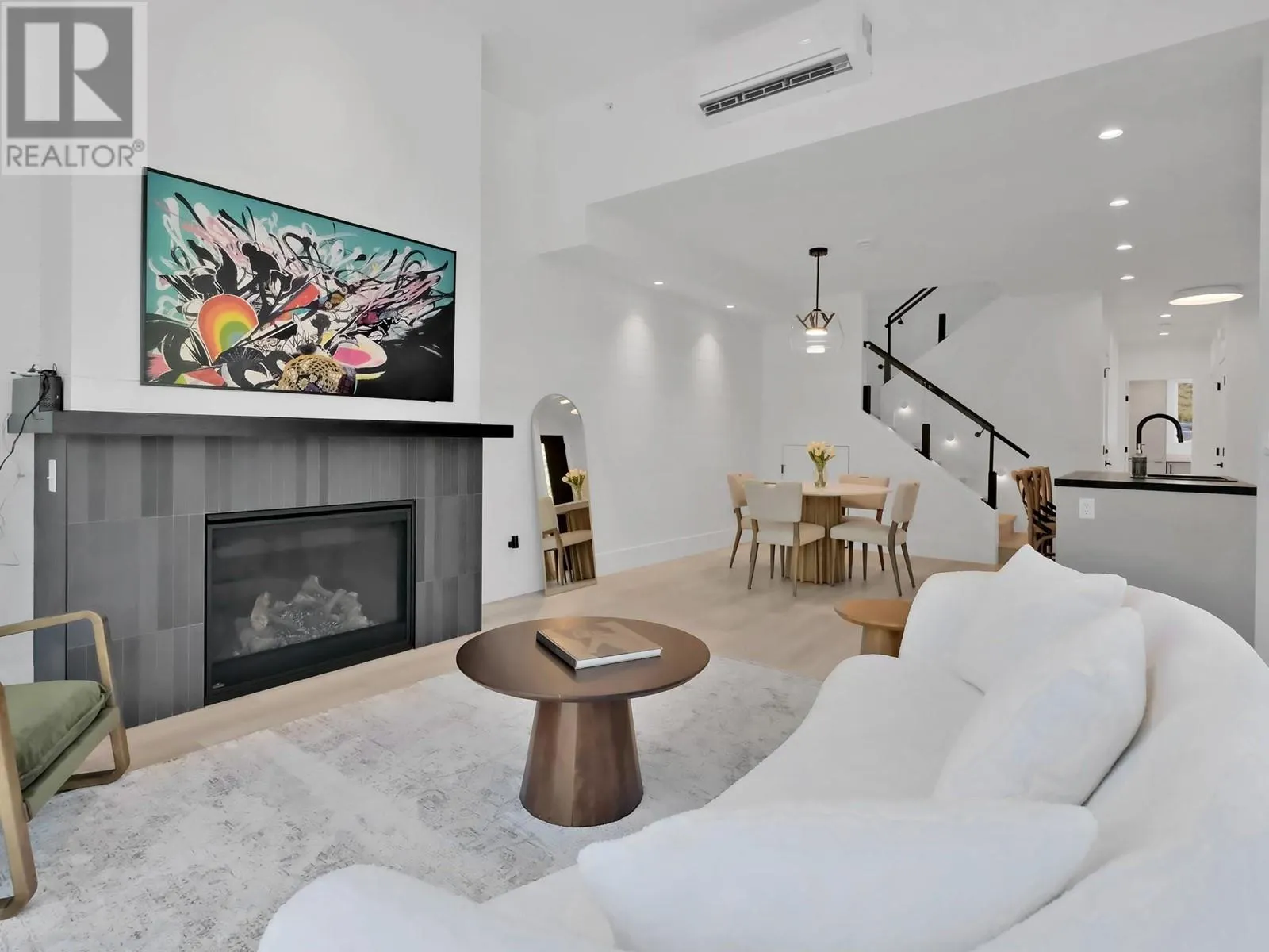 3350 Landry Crescent