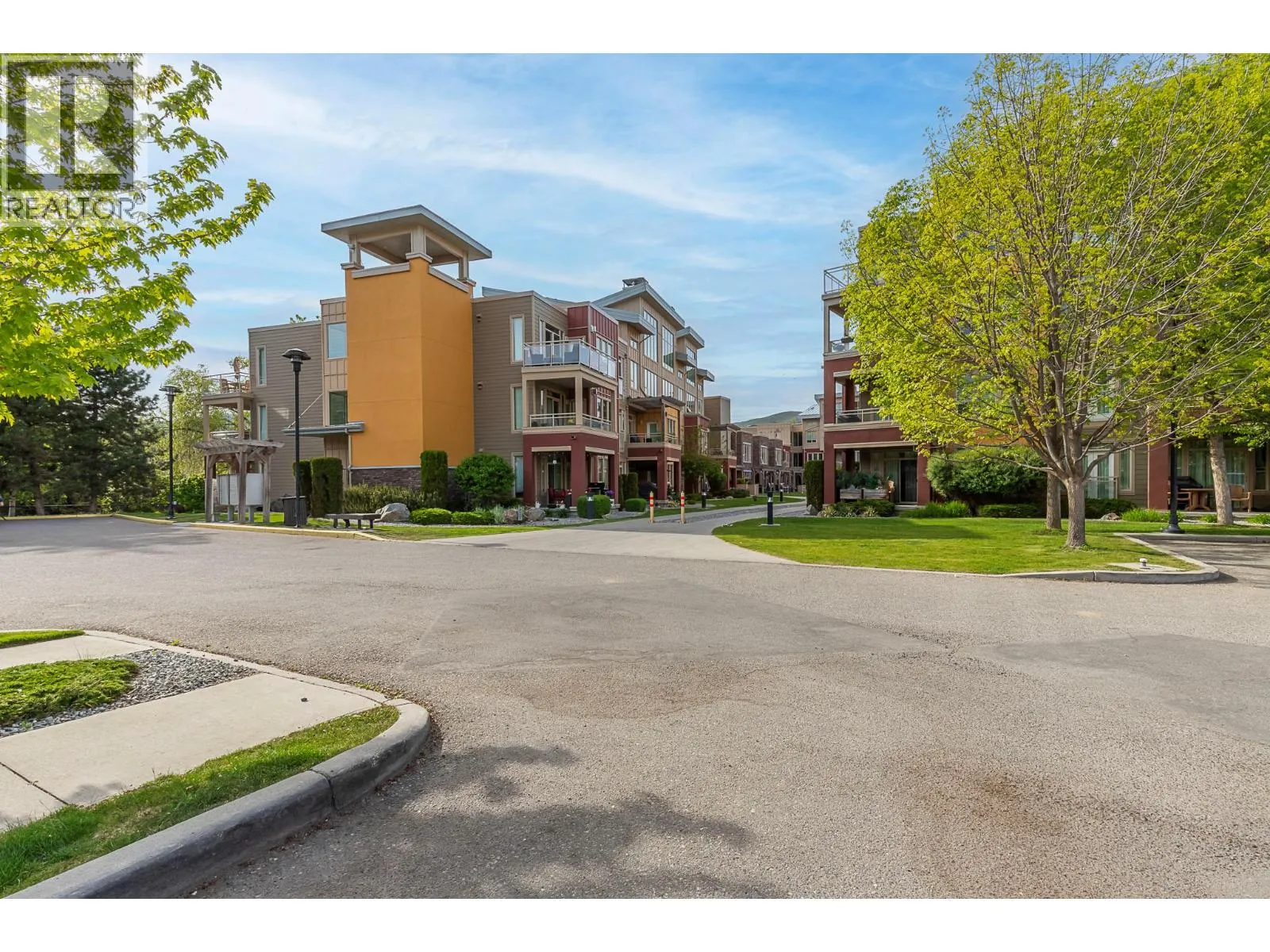 7343 Okanagan Landing Road Unit# 1110