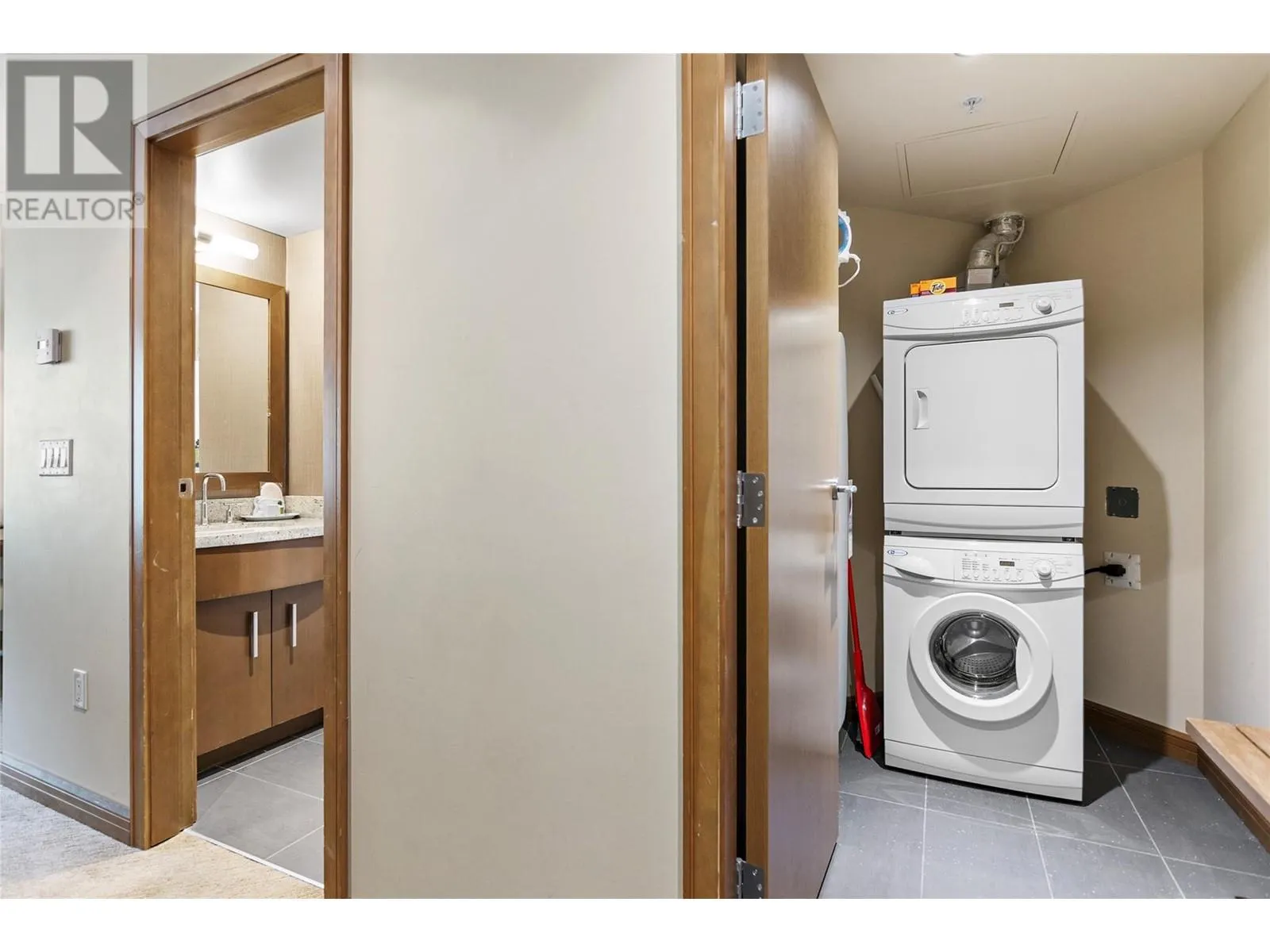 2950 Camozzi Road Unit# 2427