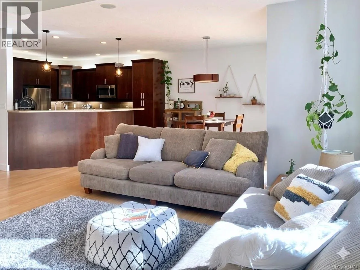 3379 Sewell Lane