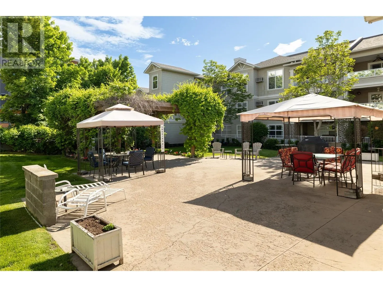 555 Houghton Road Unit# 108