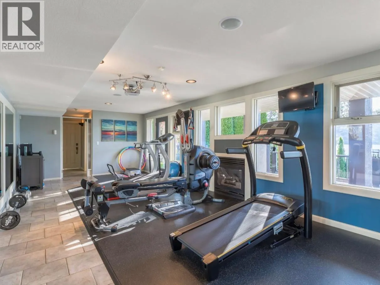 15010 & 15020 Tamarack Drive