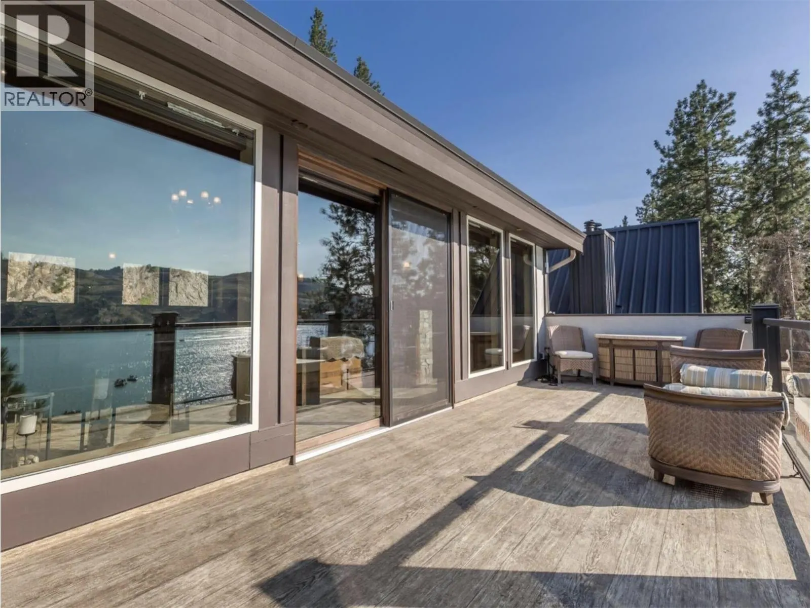 15010 & 15020 Tamarack Drive