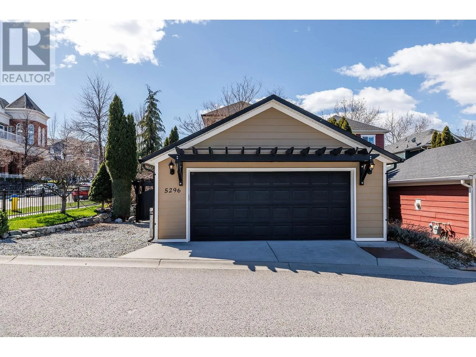 5296 Allenby Lane