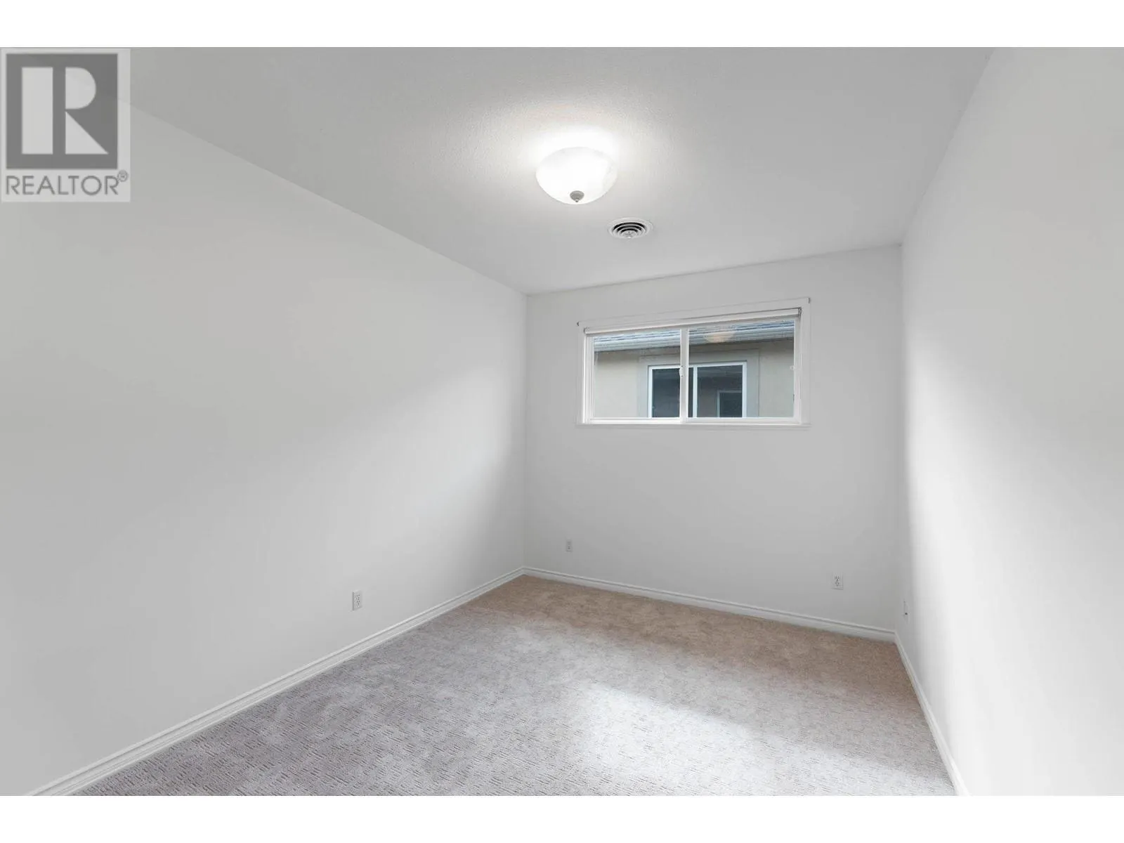 3360 Old Okanagan Highway Unit# 140