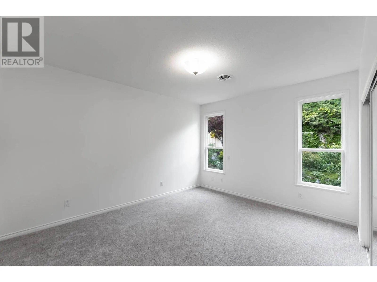 3360 Old Okanagan Highway Unit# 140