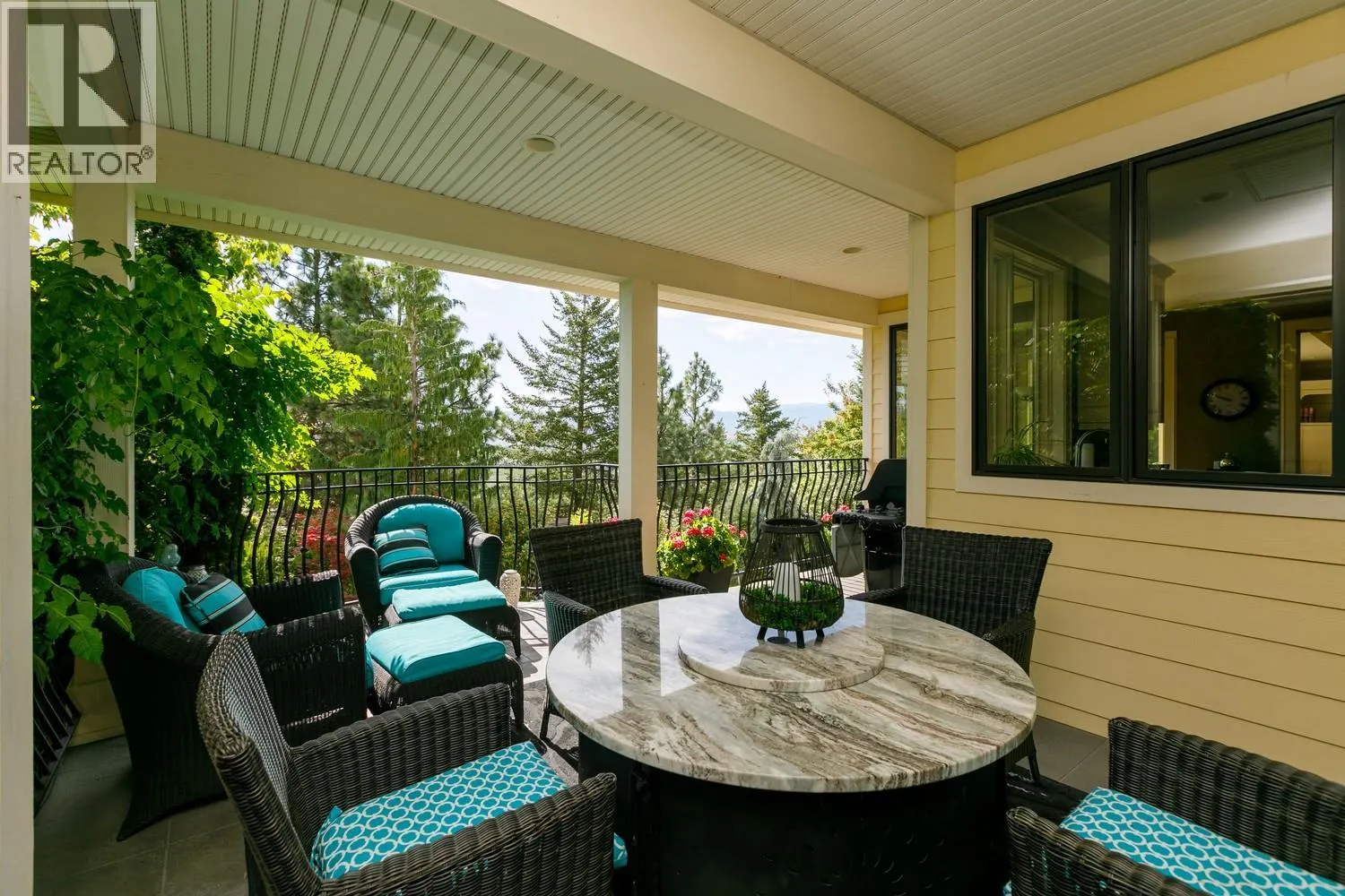 427 Long Ridge Drive