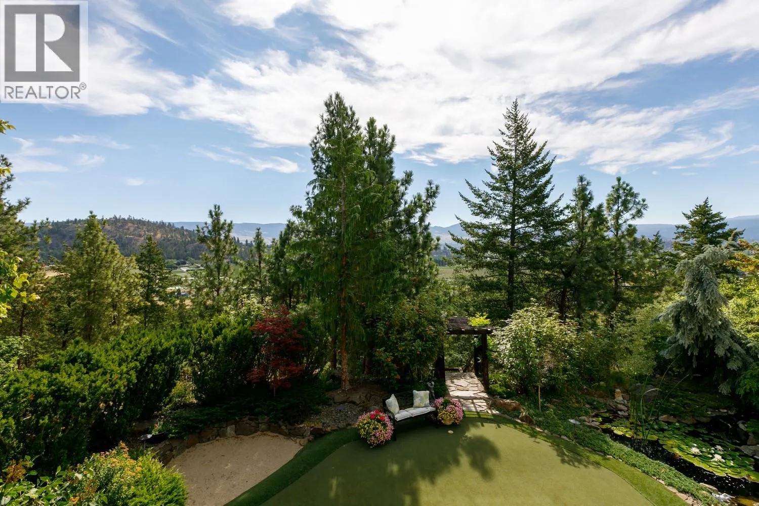 427 Long Ridge Drive