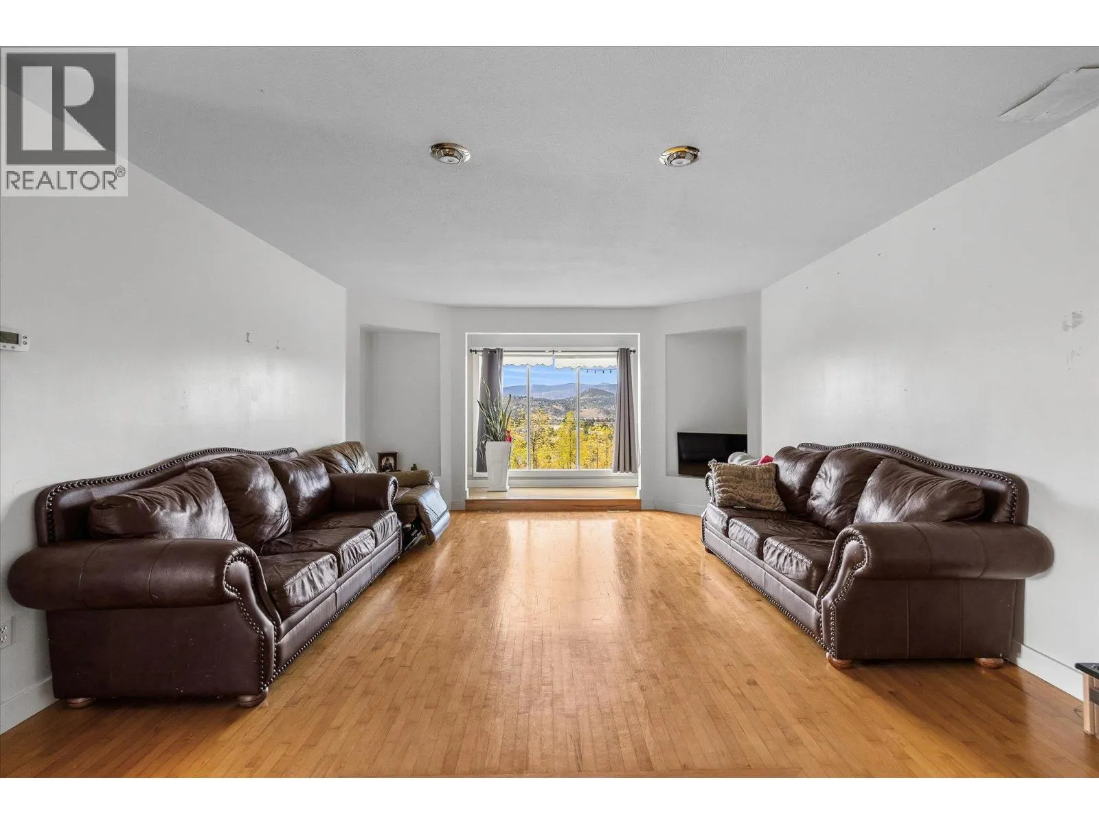 848 Webster Road