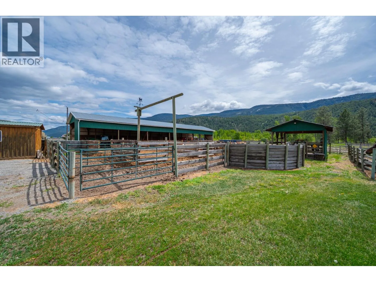 2225 Hazelhurst Road