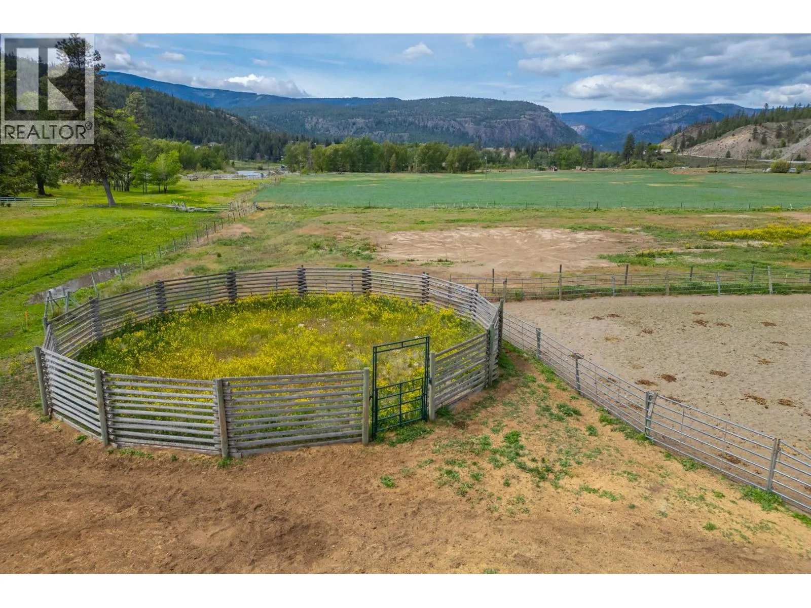 2225 Hazelhurst Road