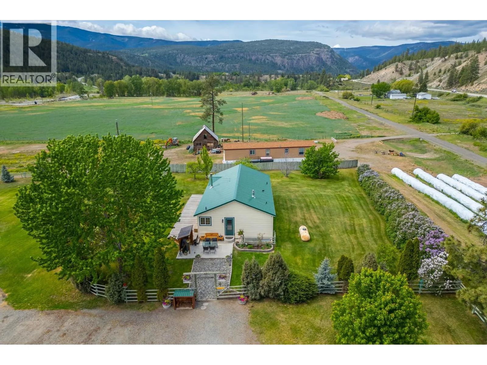 2225 Hazelhurst Road