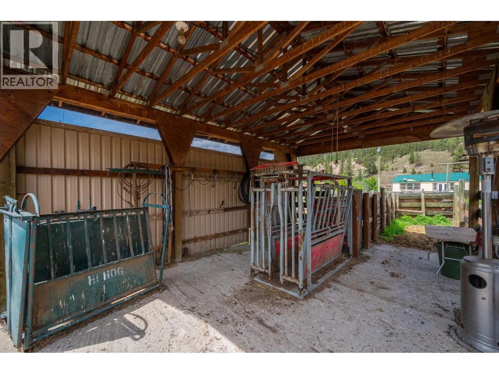 2225 Hazelhurst Road