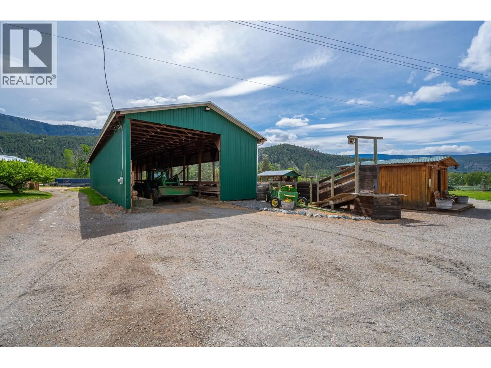 2225 Hazelhurst Road