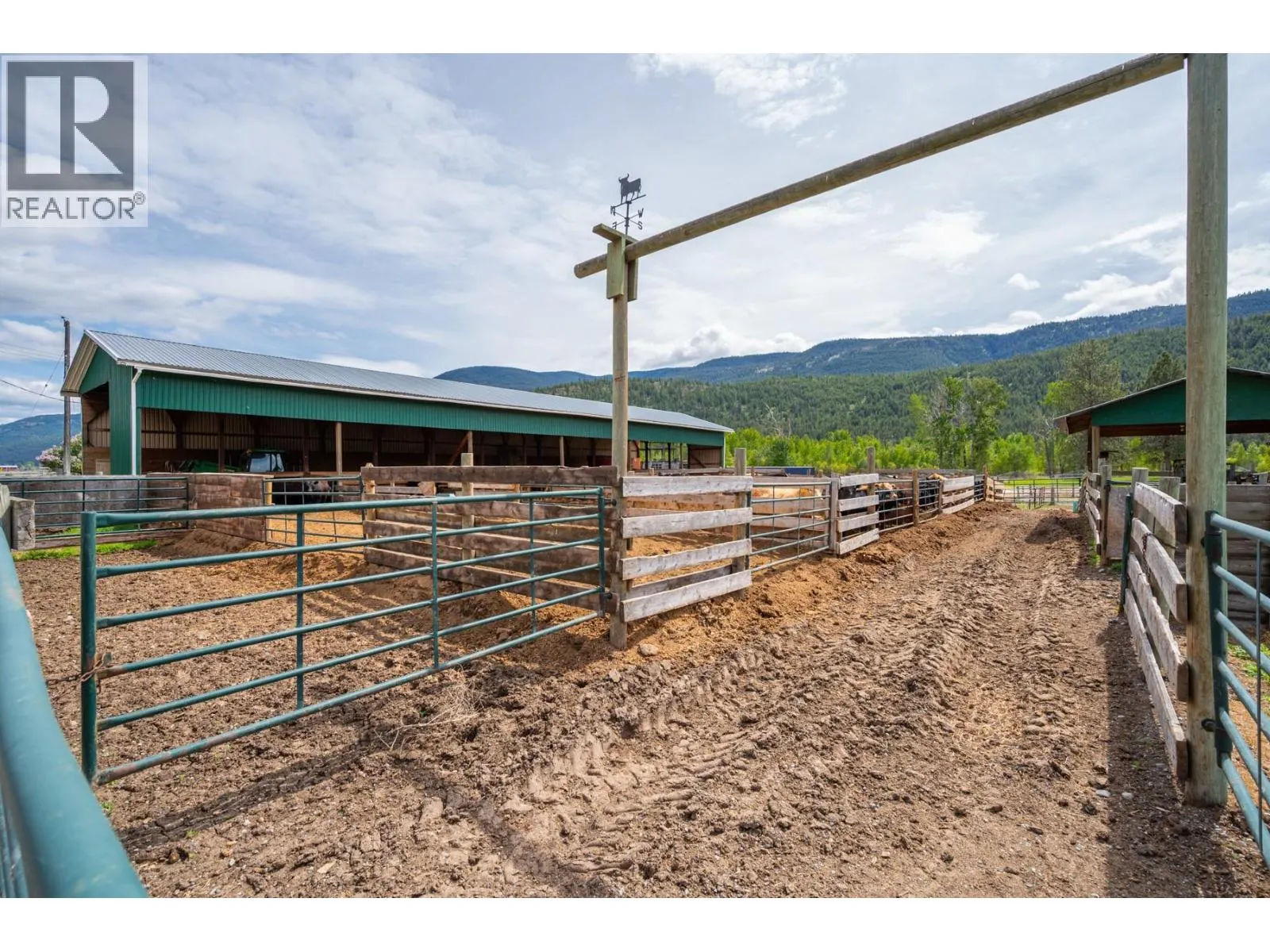 2225 Hazelhurst Road