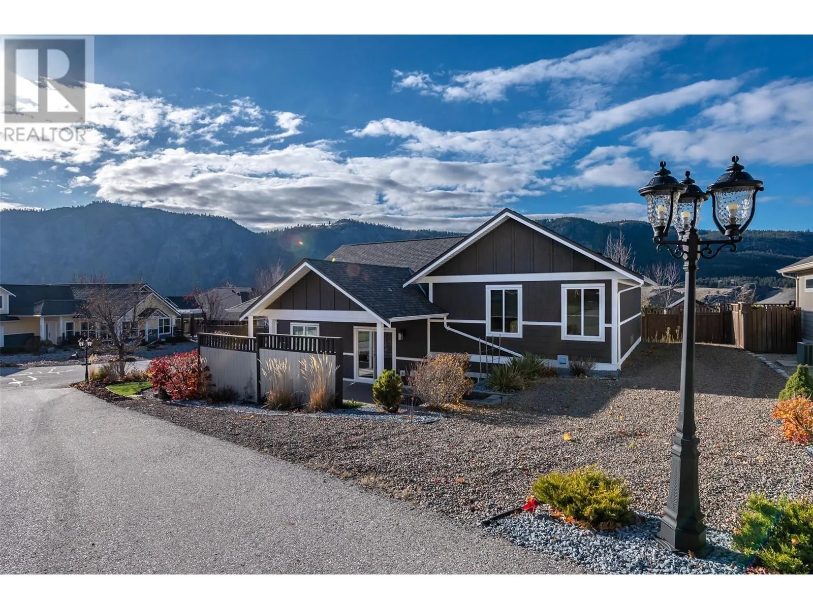 4400 MCLEAN CREEK Road Unit# 301