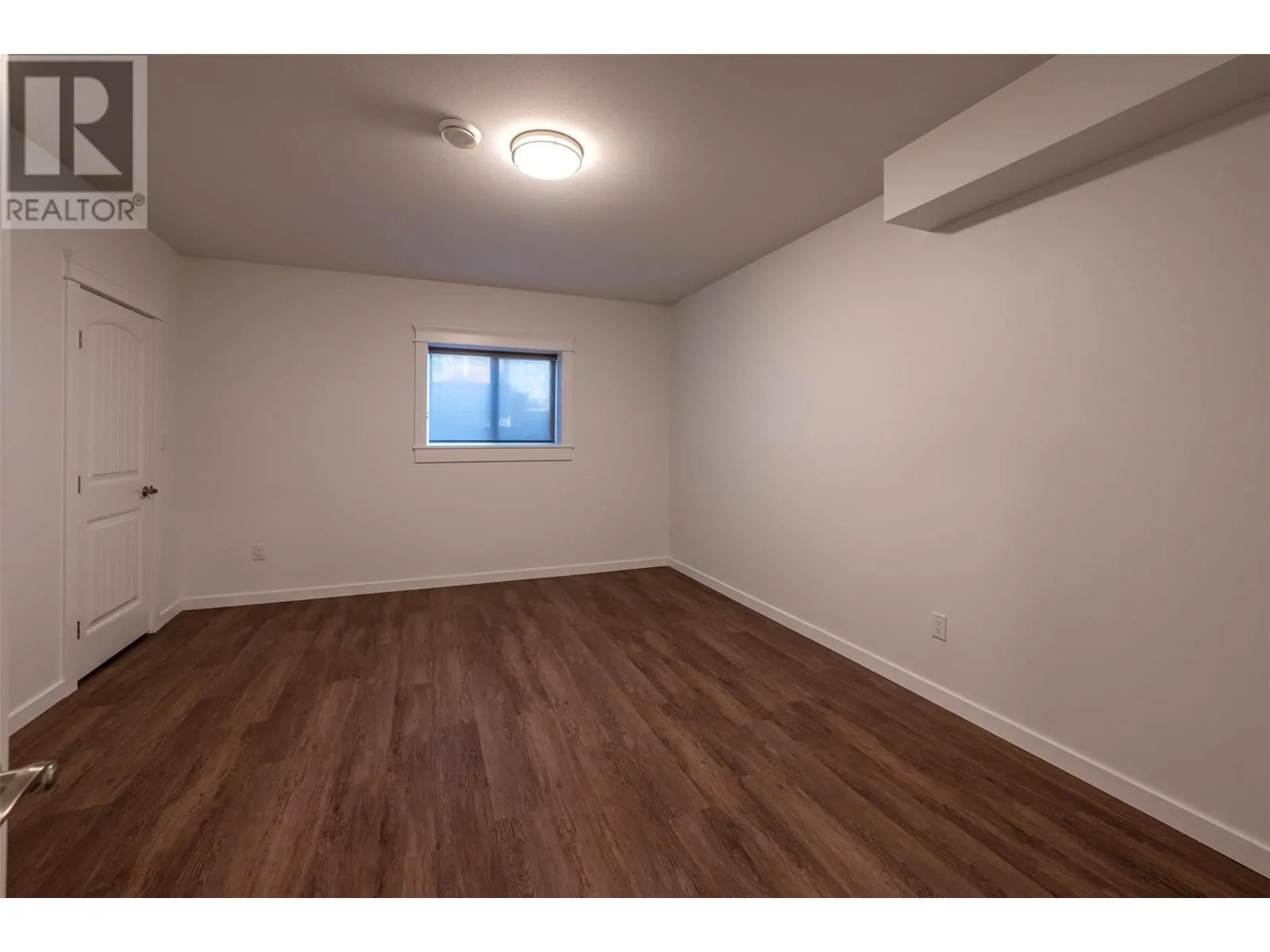 4400 MCLEAN CREEK Road Unit# 301