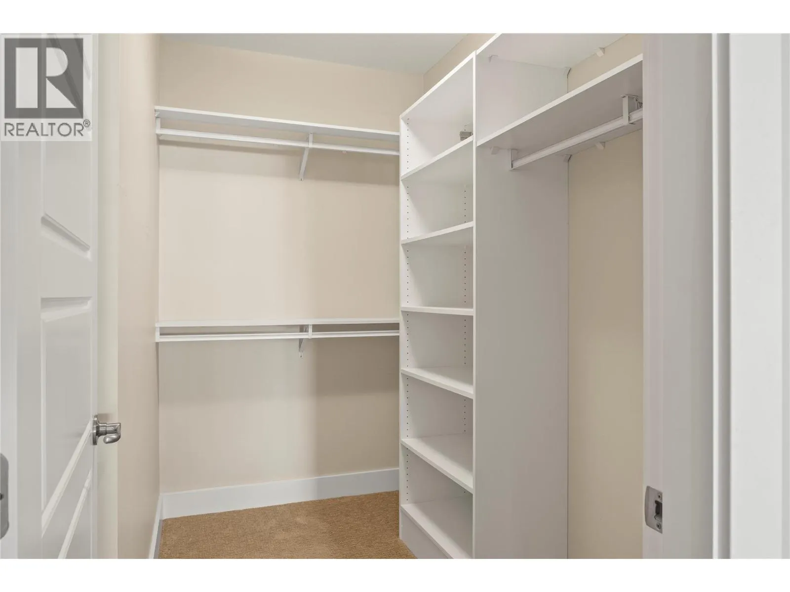 7760 Okanagan Landing Road Unit# 97 Lot# 100