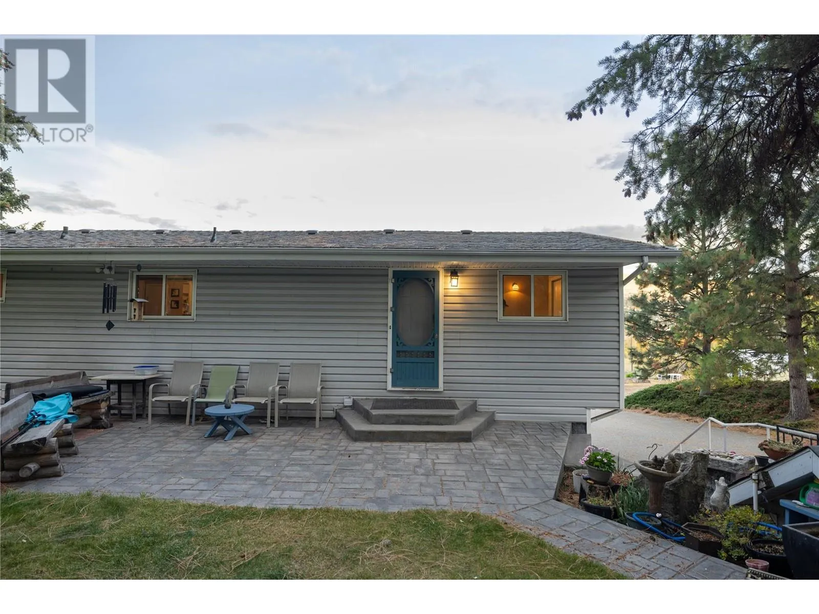 10750 Highway 97 Highway