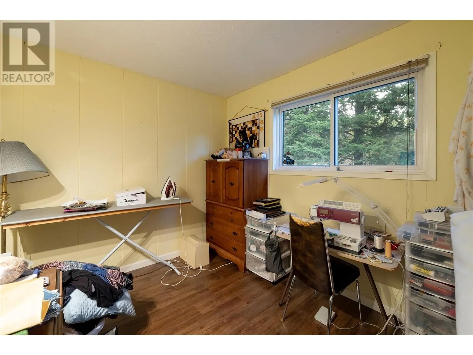 10750 Highway 97 Highway