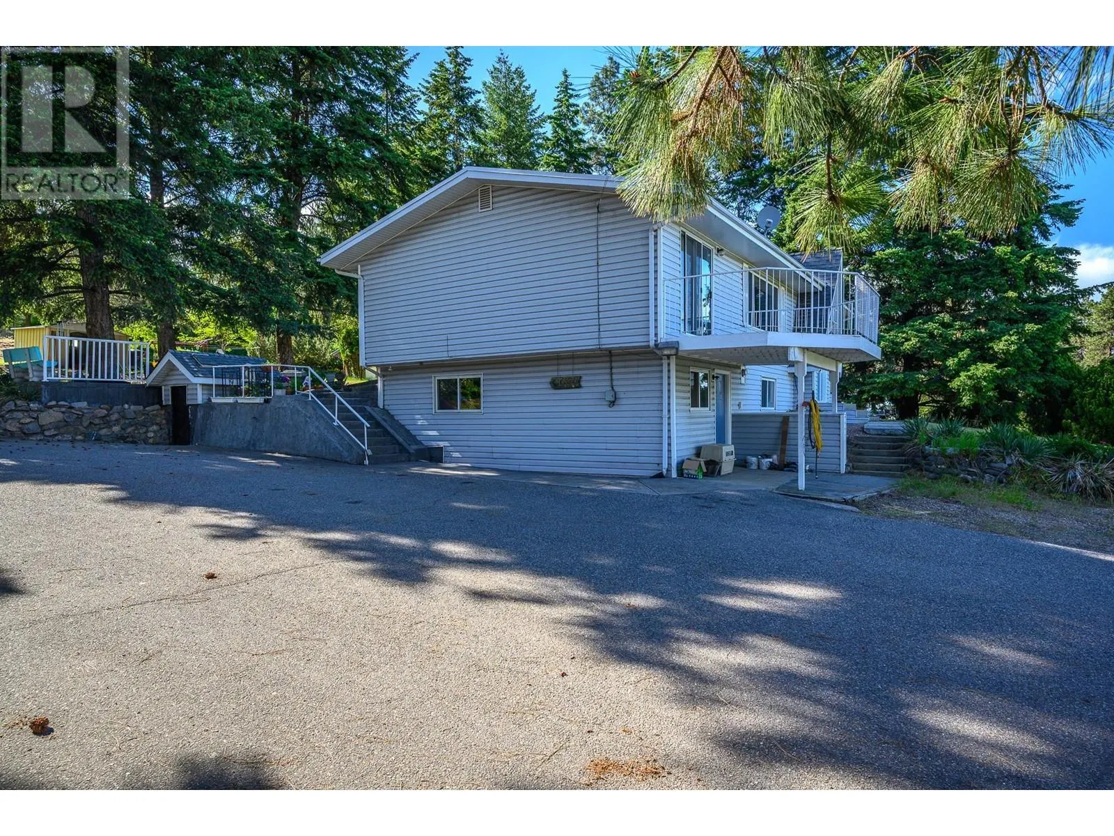 10750 Highway 97 Highway