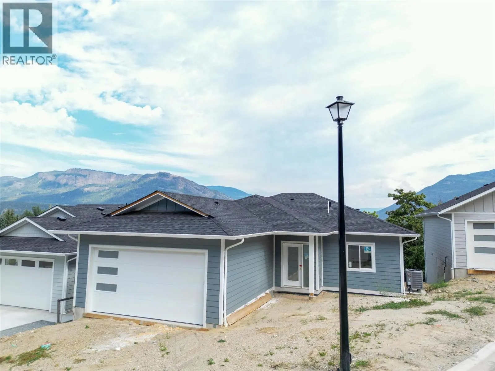 806 Cliff Avenue Unit# 102