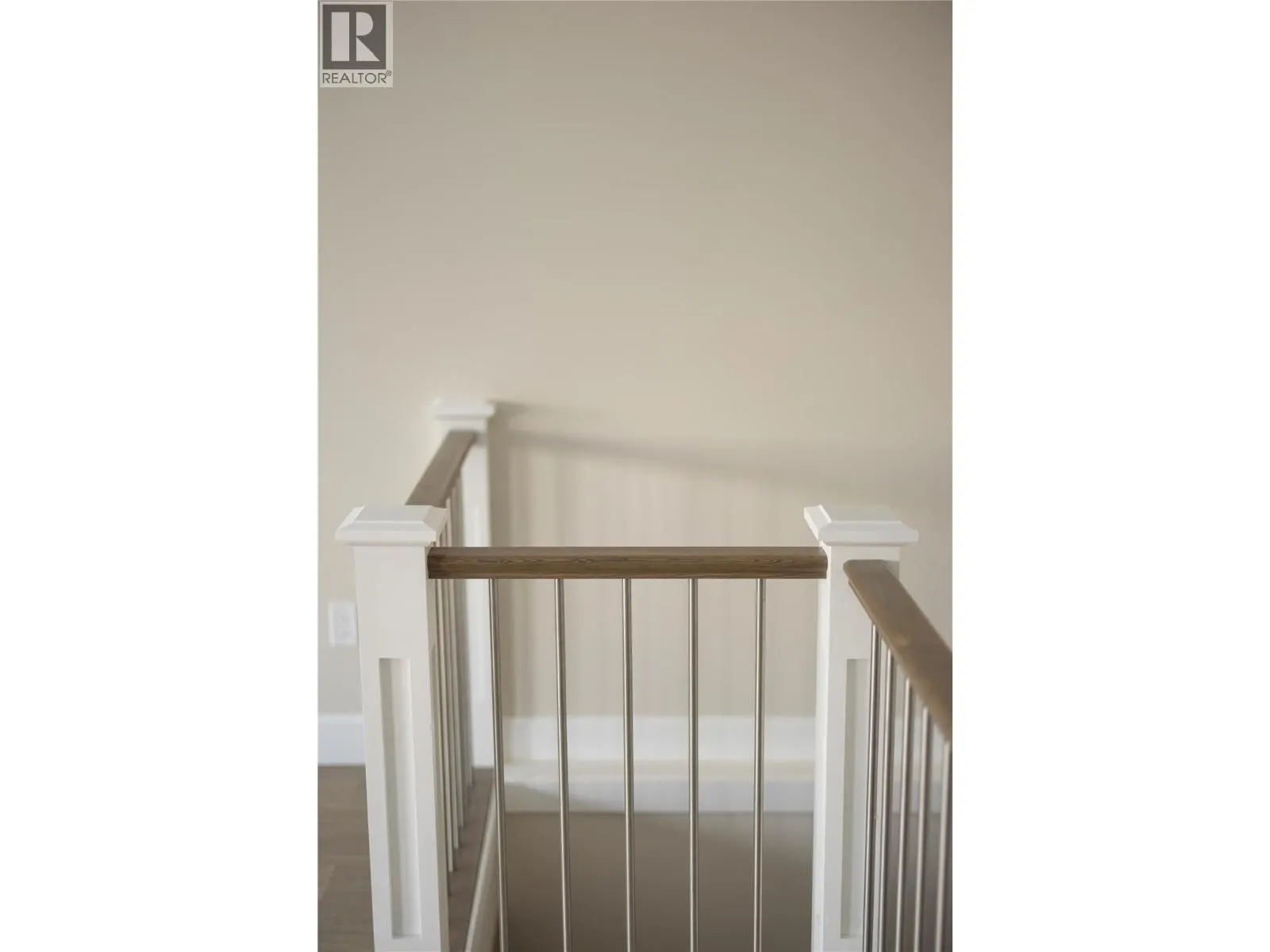 806 Cliff Avenue Unit# 102