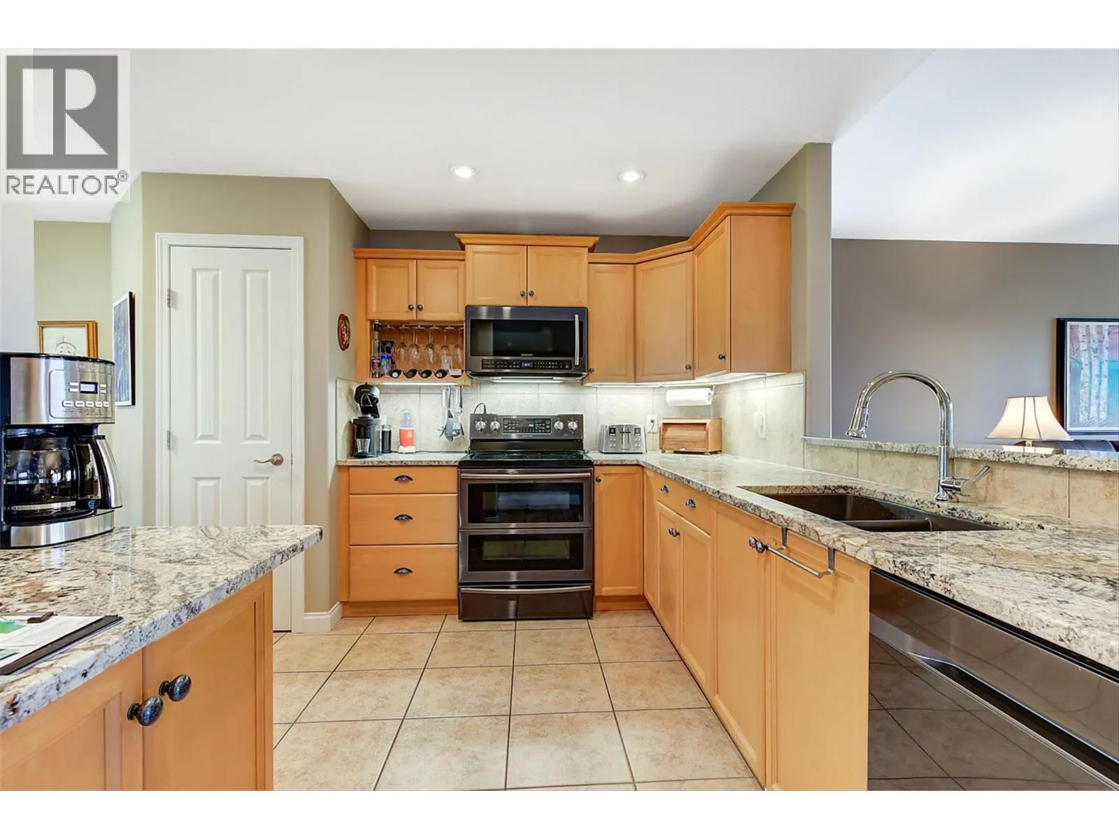 5205 Sandhills Drive