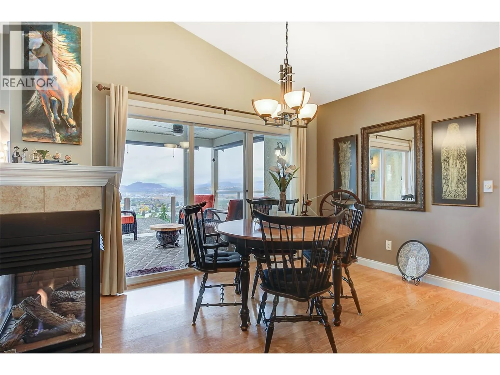 5205 Sandhills Drive