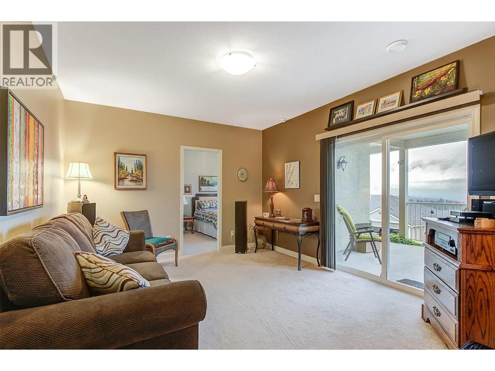 5205 Sandhills Drive