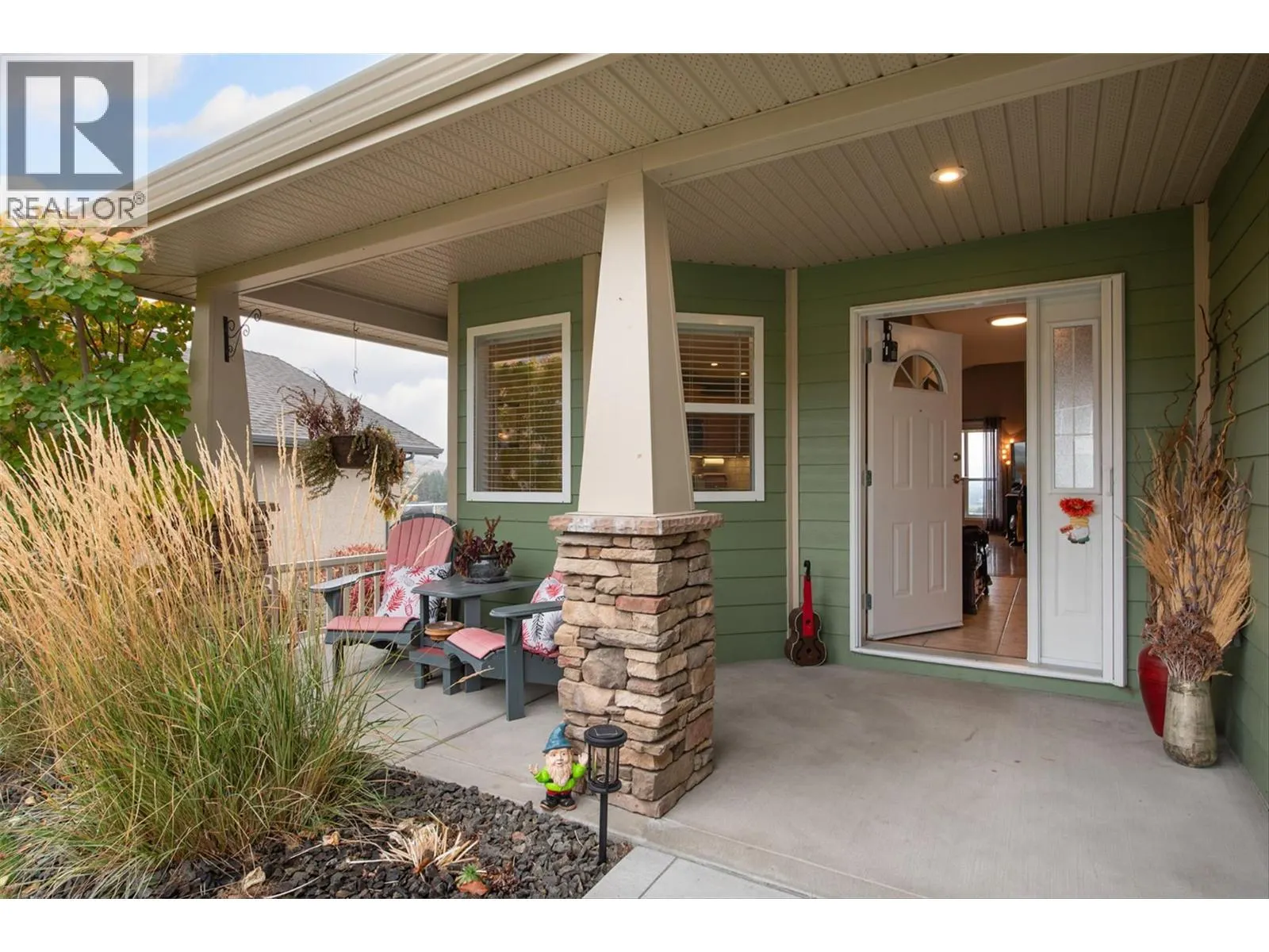 5205 Sandhills Drive