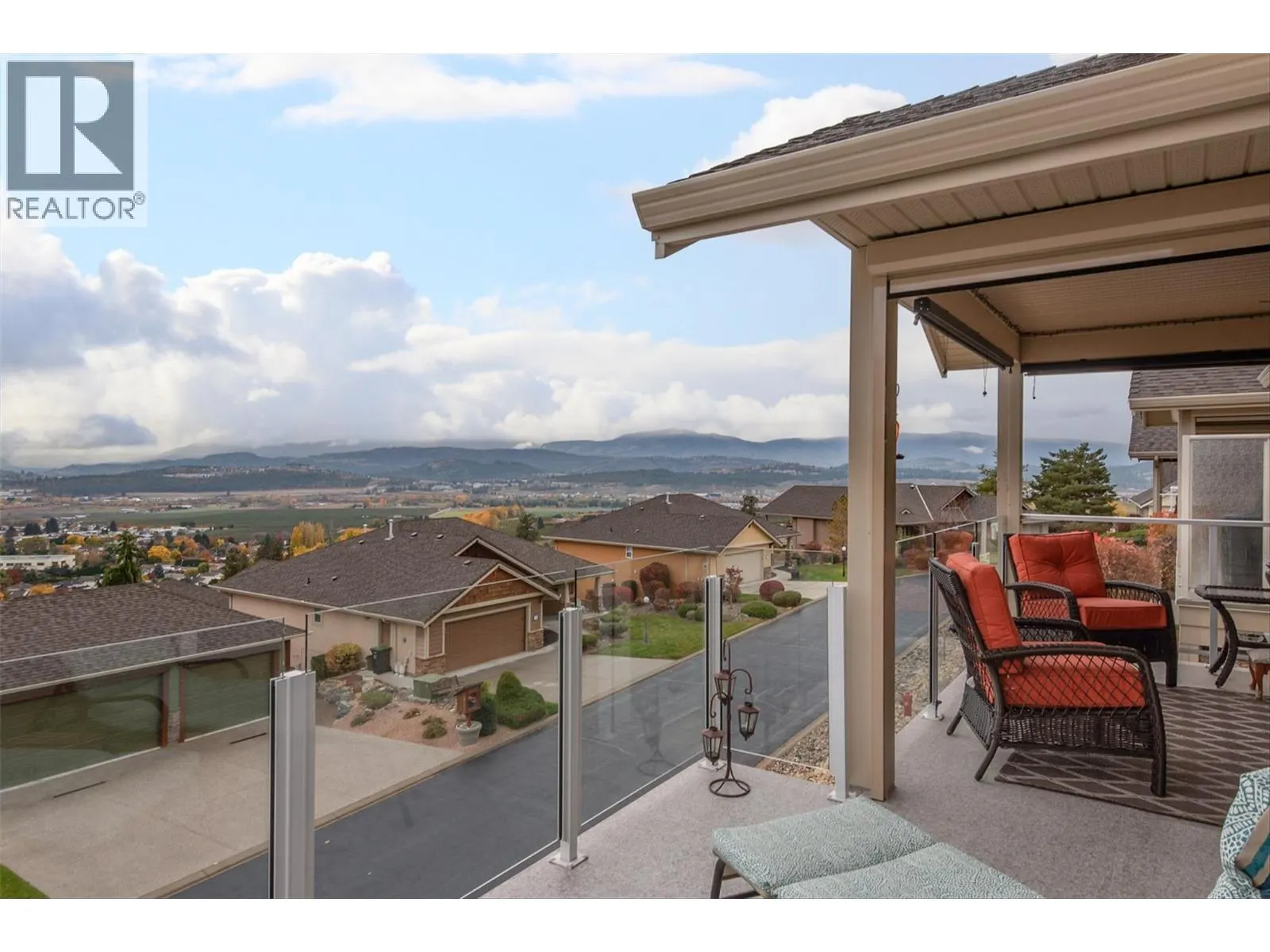 5205 Sandhills Drive