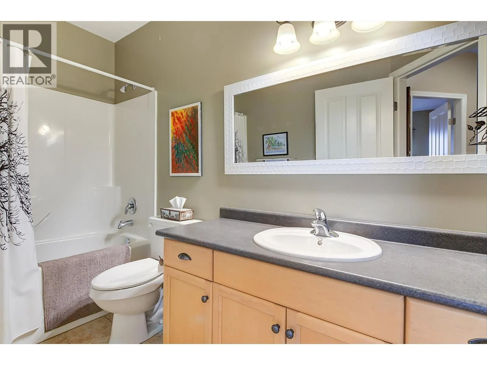 5205 Sandhills Drive