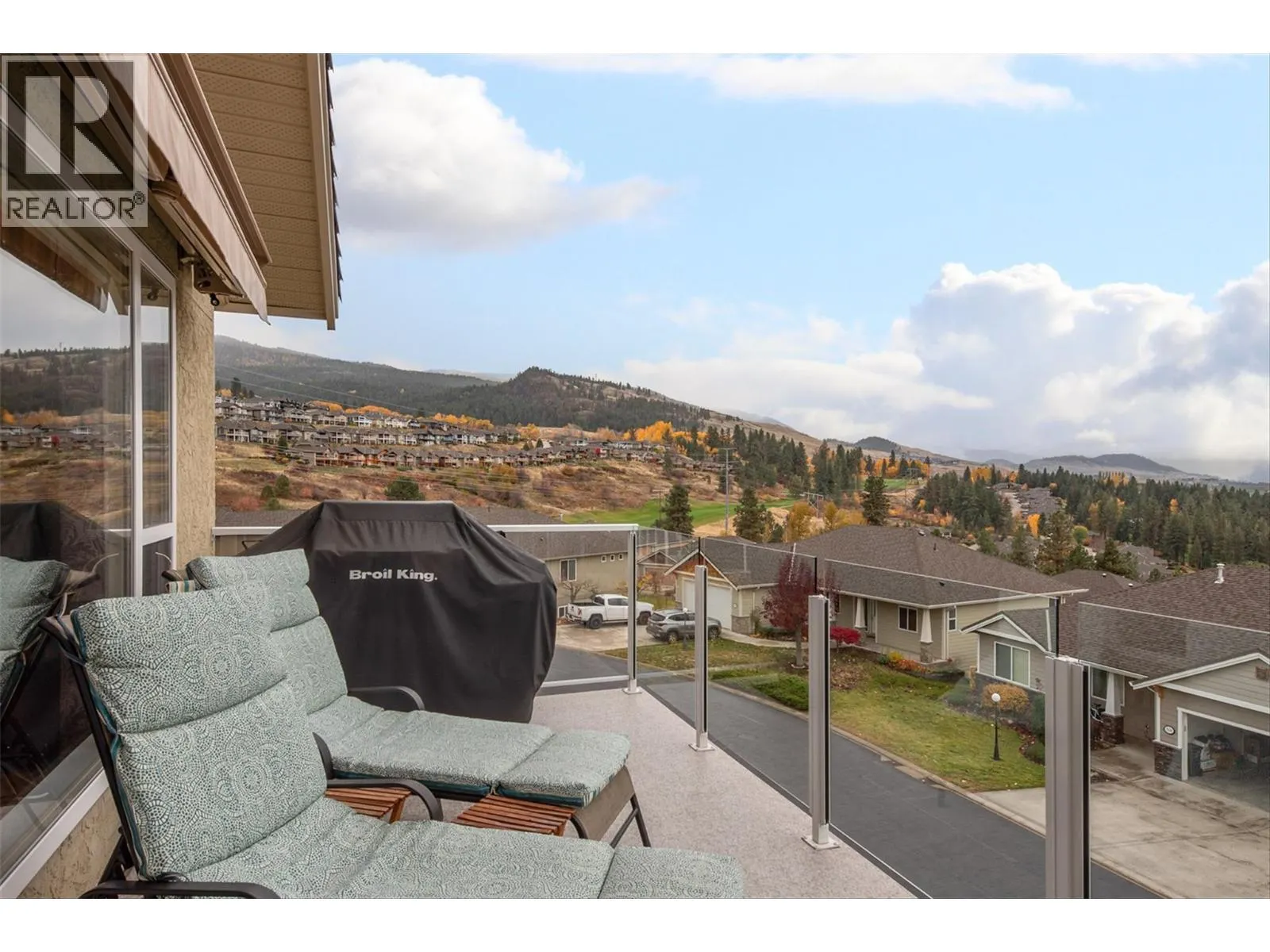 5205 Sandhills Drive