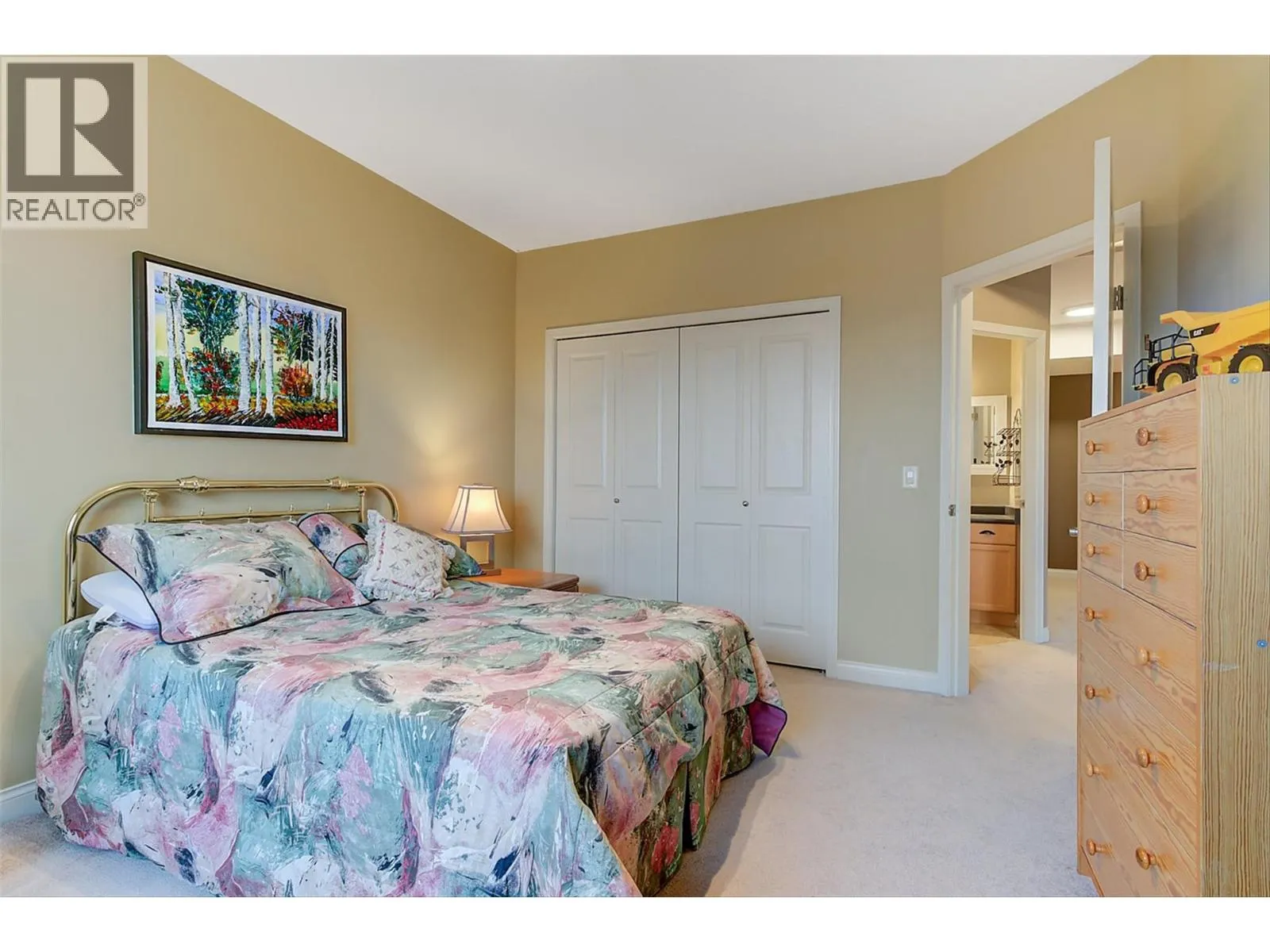 5205 Sandhills Drive