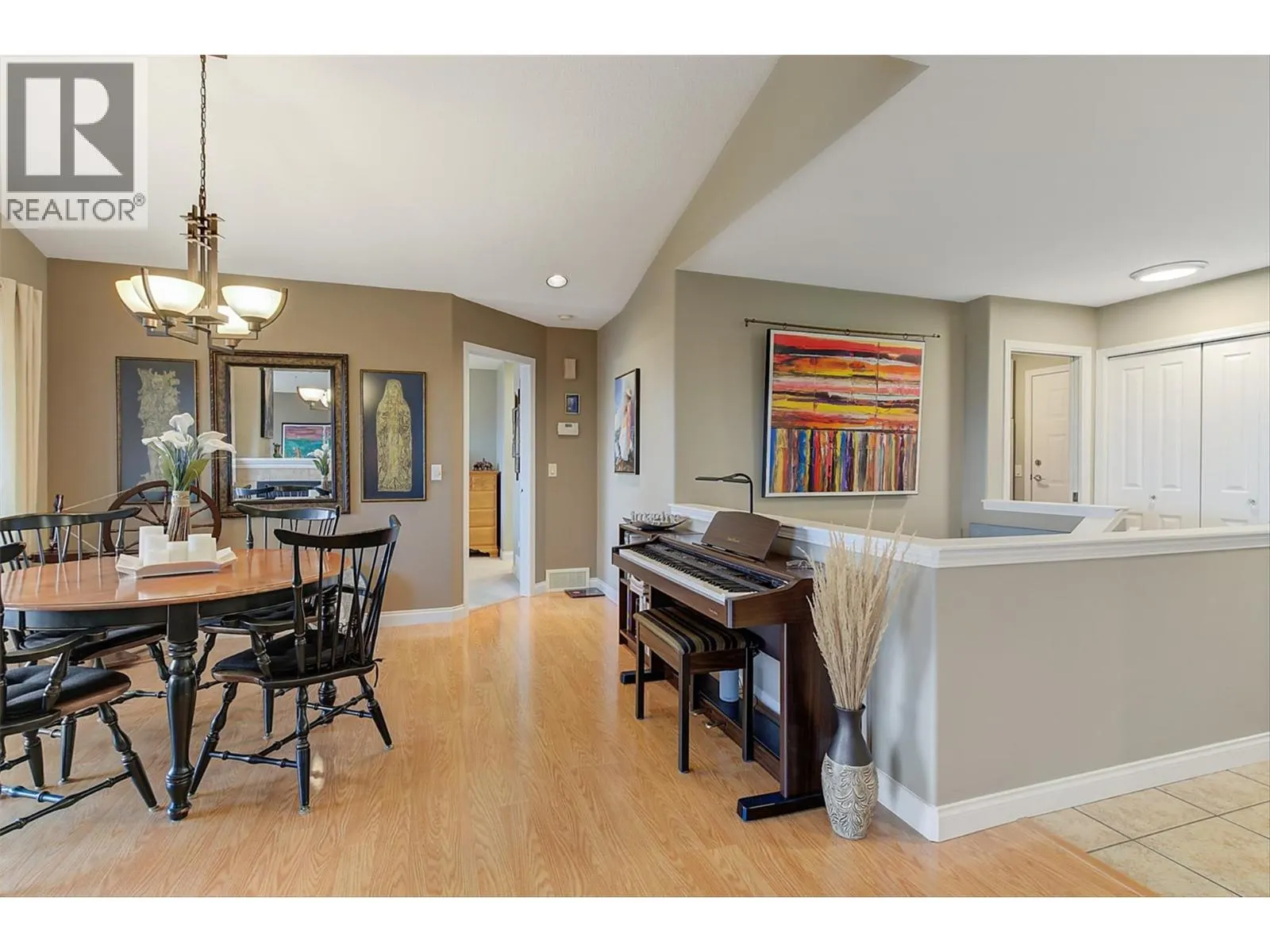 5205 Sandhills Drive