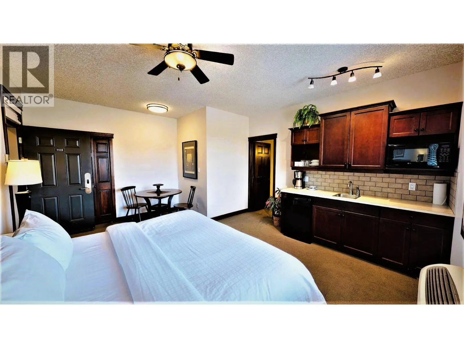 500 BIGHORN Boulevard Unit# 534 C
