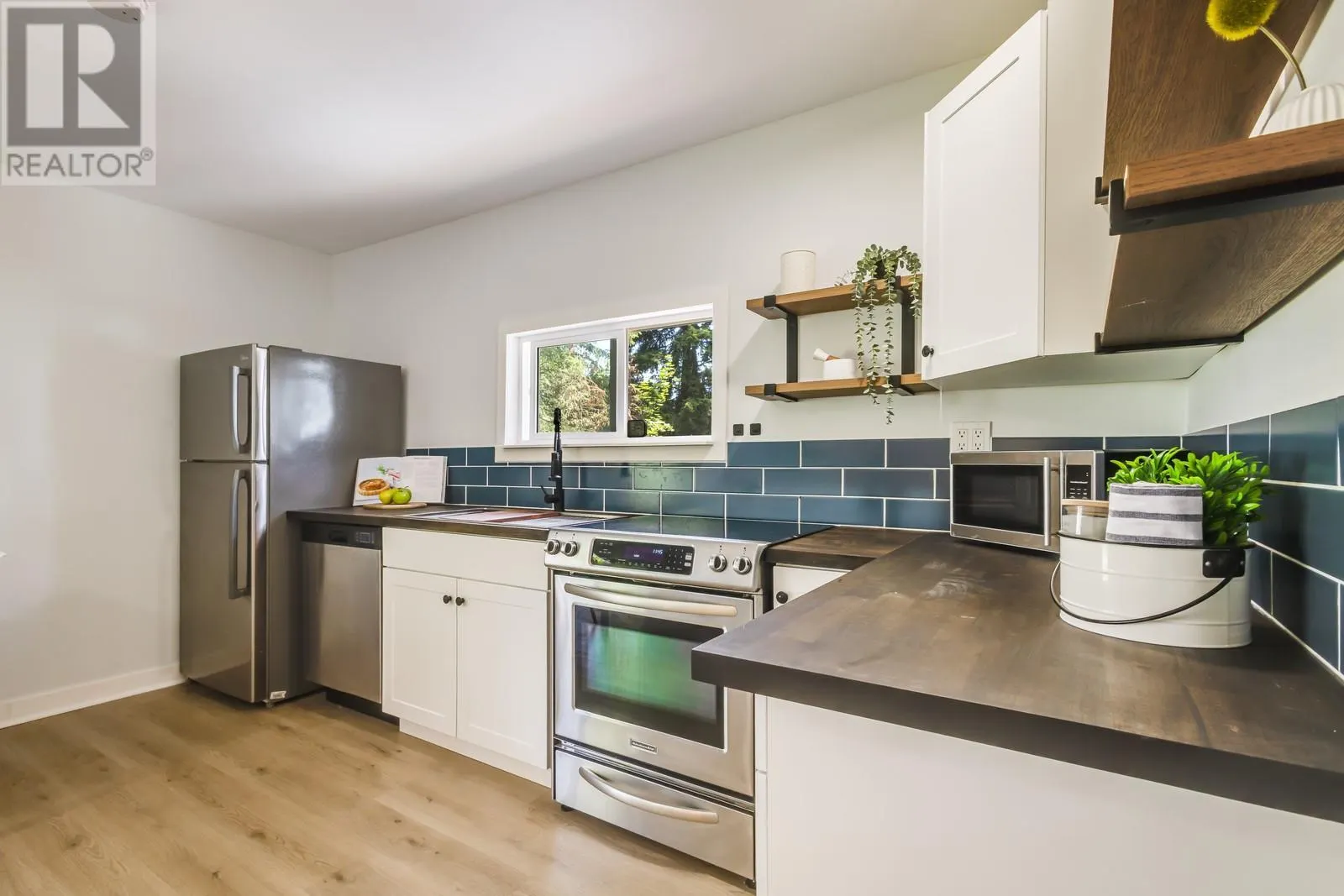 458 Killarney Way