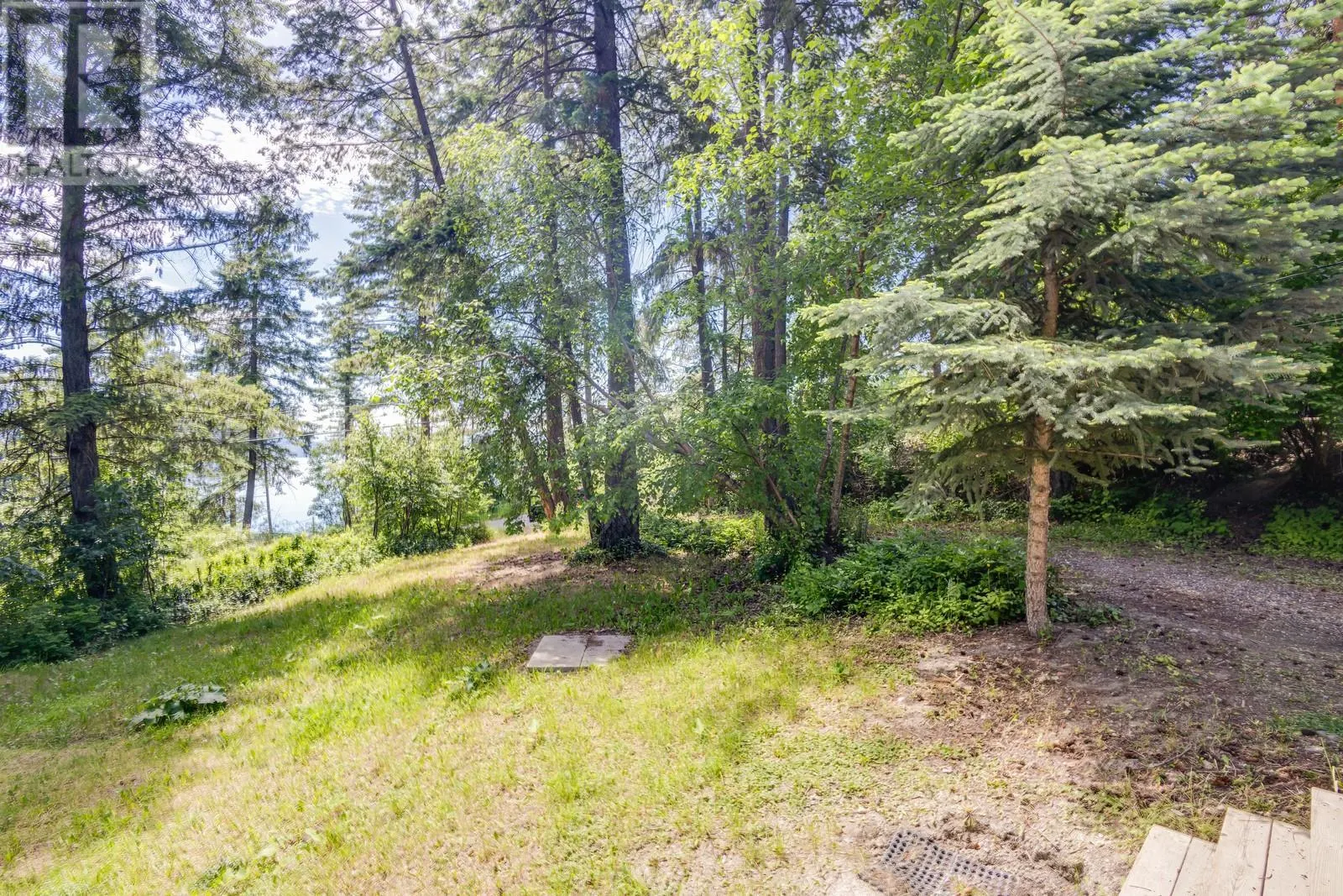 458 Killarney Way