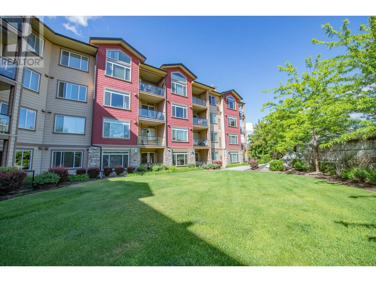 2532 Shoreline Drive Unit# 305