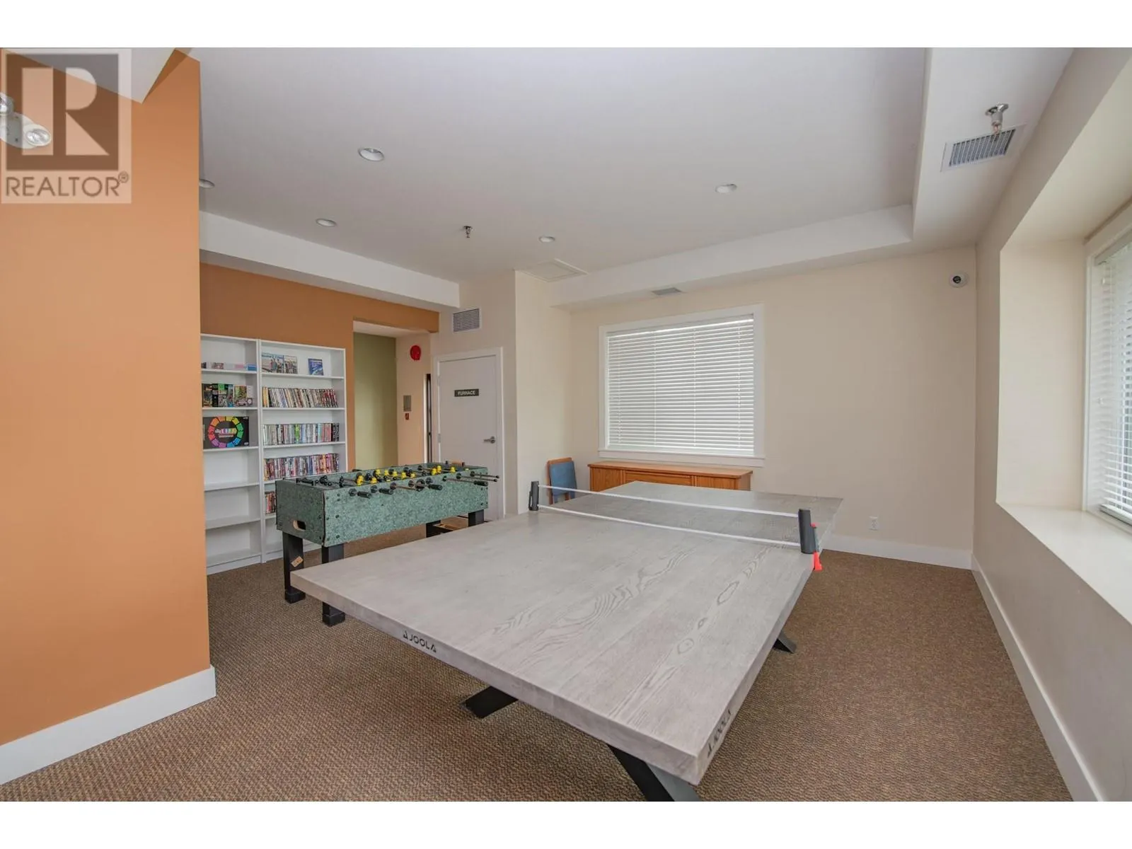 2532 Shoreline Drive Unit# 305