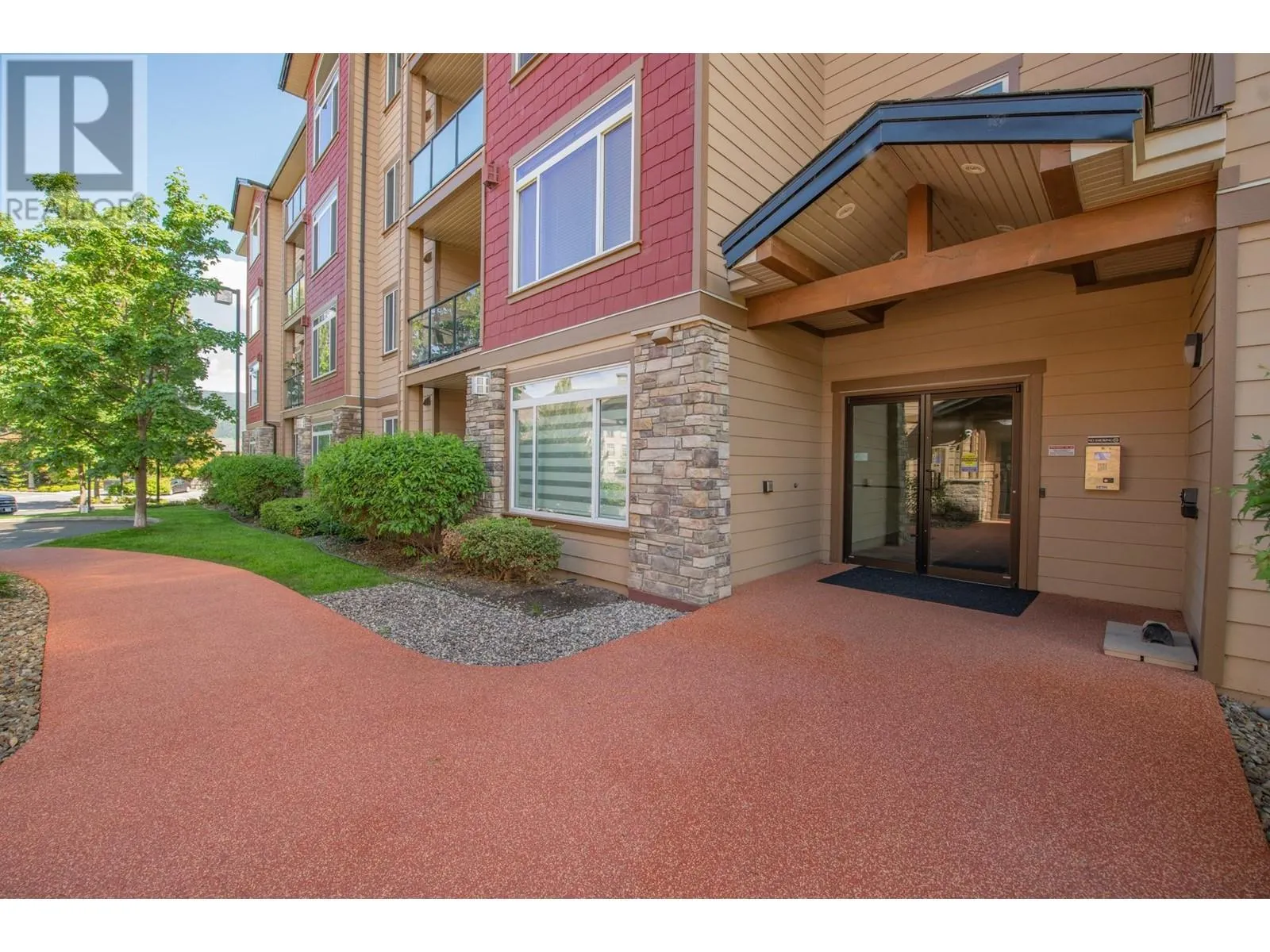 2532 Shoreline Drive Unit# 305