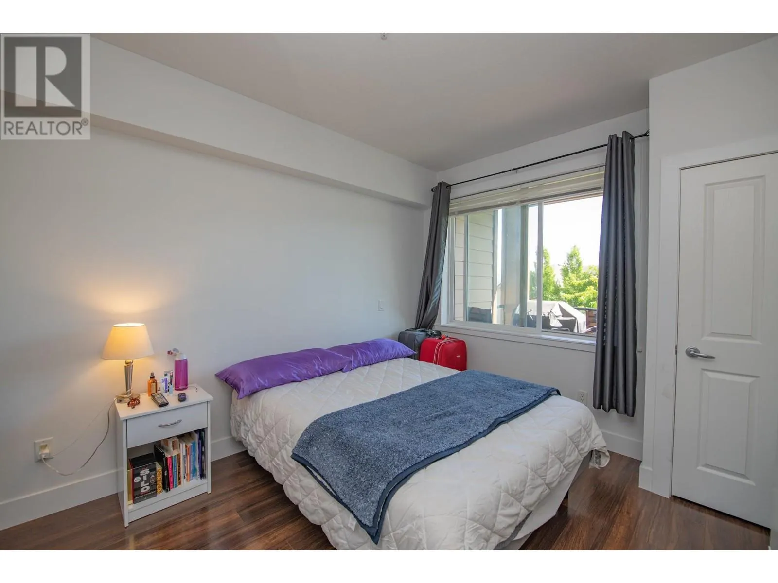 2532 Shoreline Drive Unit# 305