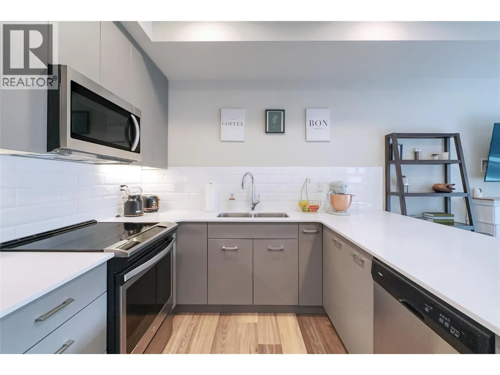 722 Valley Road Unit# 219