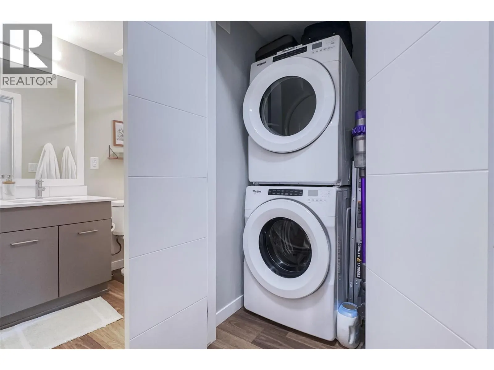 722 Valley Road Unit# 219