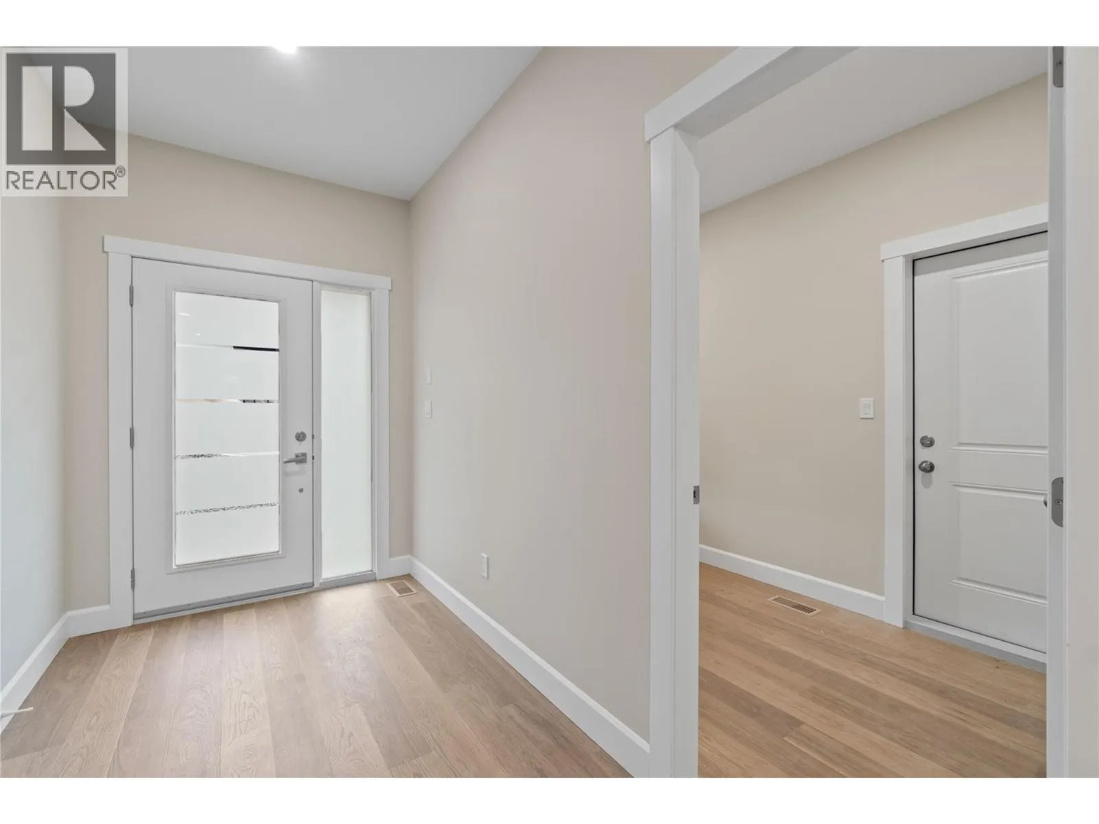 806 Cliff Avenue Unit# 104