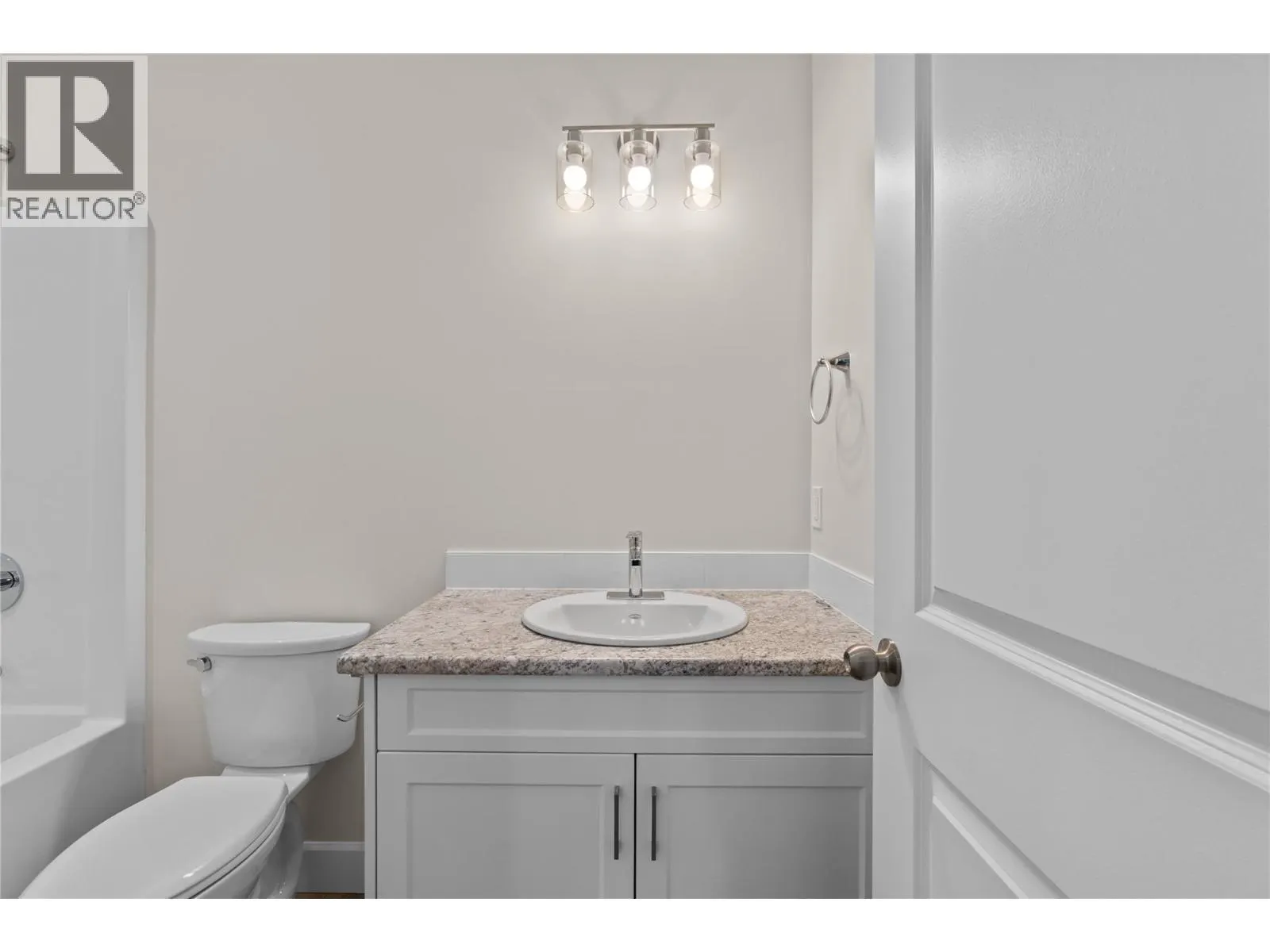 806 Cliff Avenue Unit# 104
