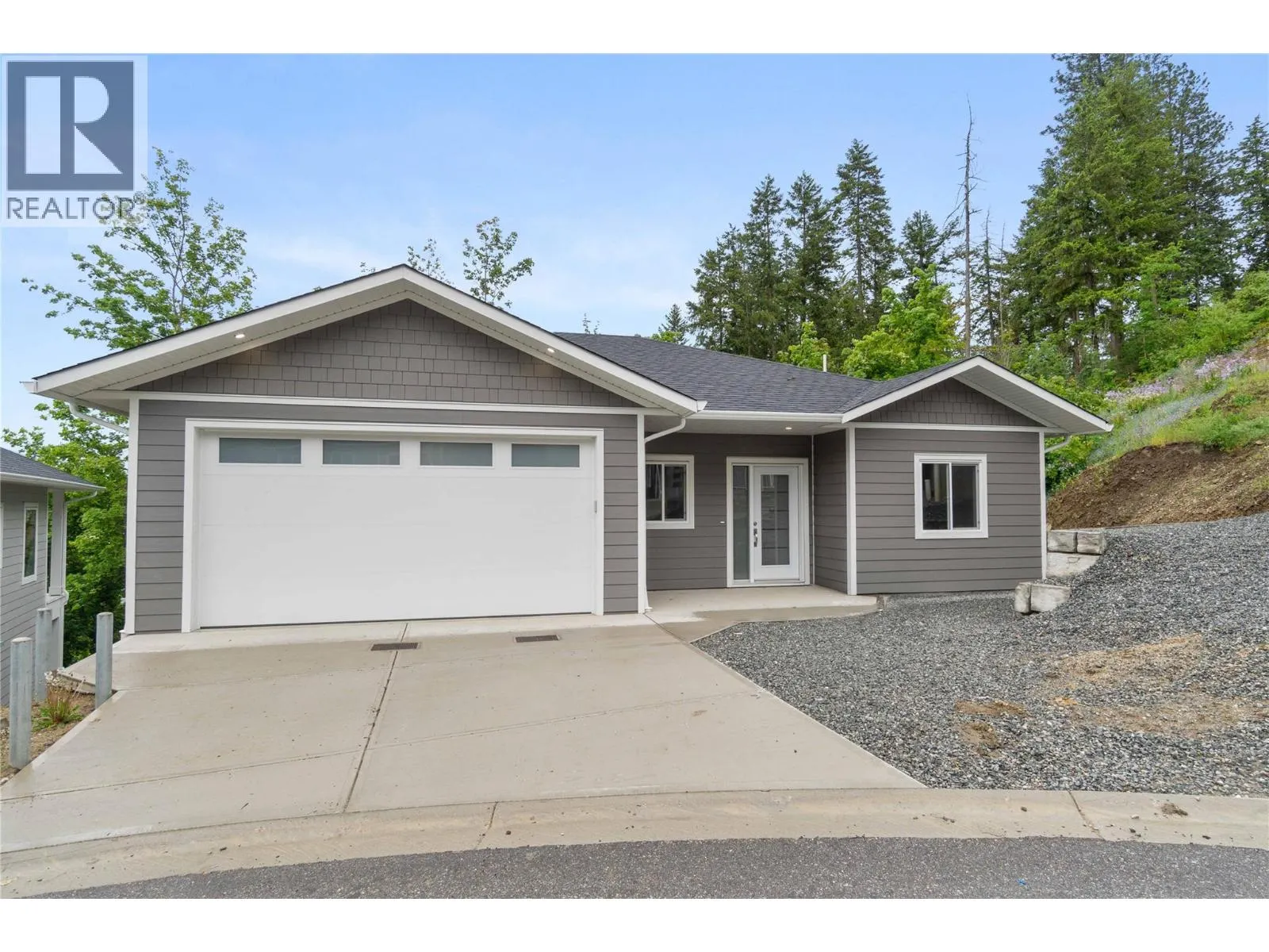 806 Cliff Avenue Unit# 104