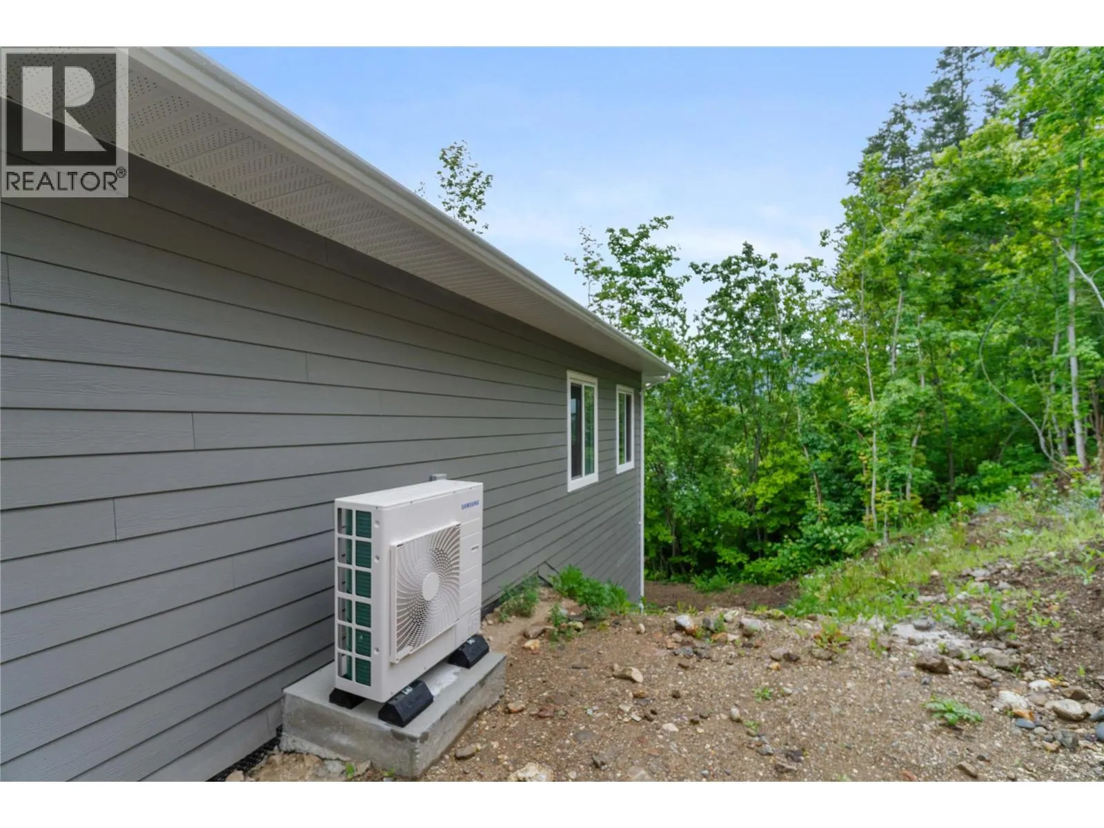 806 Cliff Avenue Unit# 104